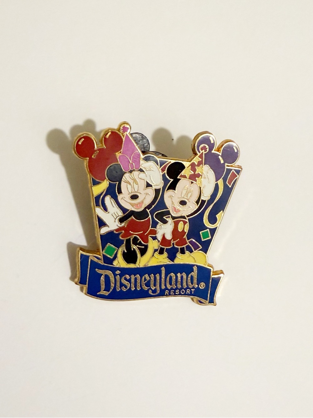 Minnie & Mickey Enamel Pin - Blue/Red